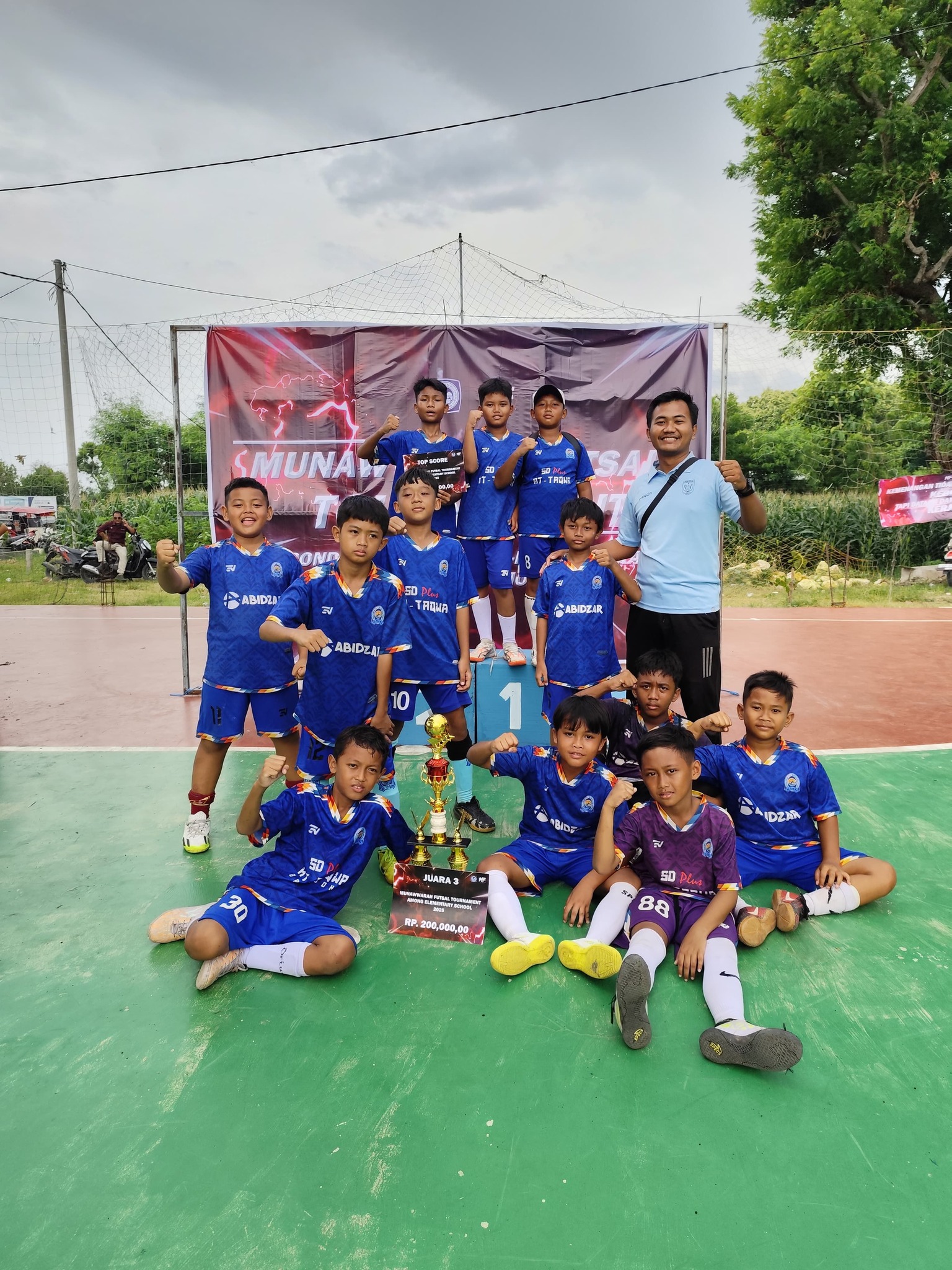Juara 3 lomba Futsal tingkat kecamatan Brondong